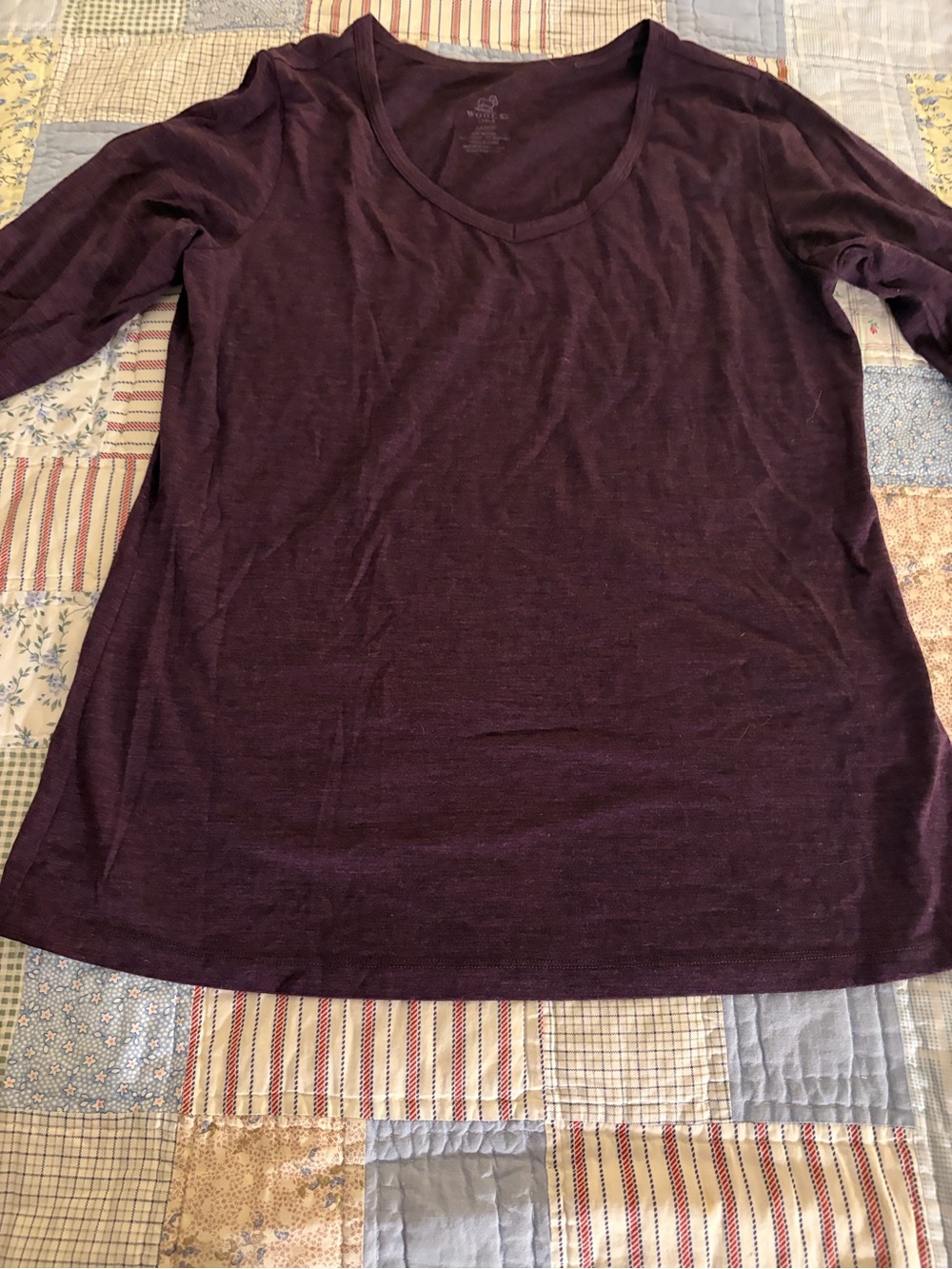 Woolx Layla V Neck Top, Size Large - Picture 2 of 4